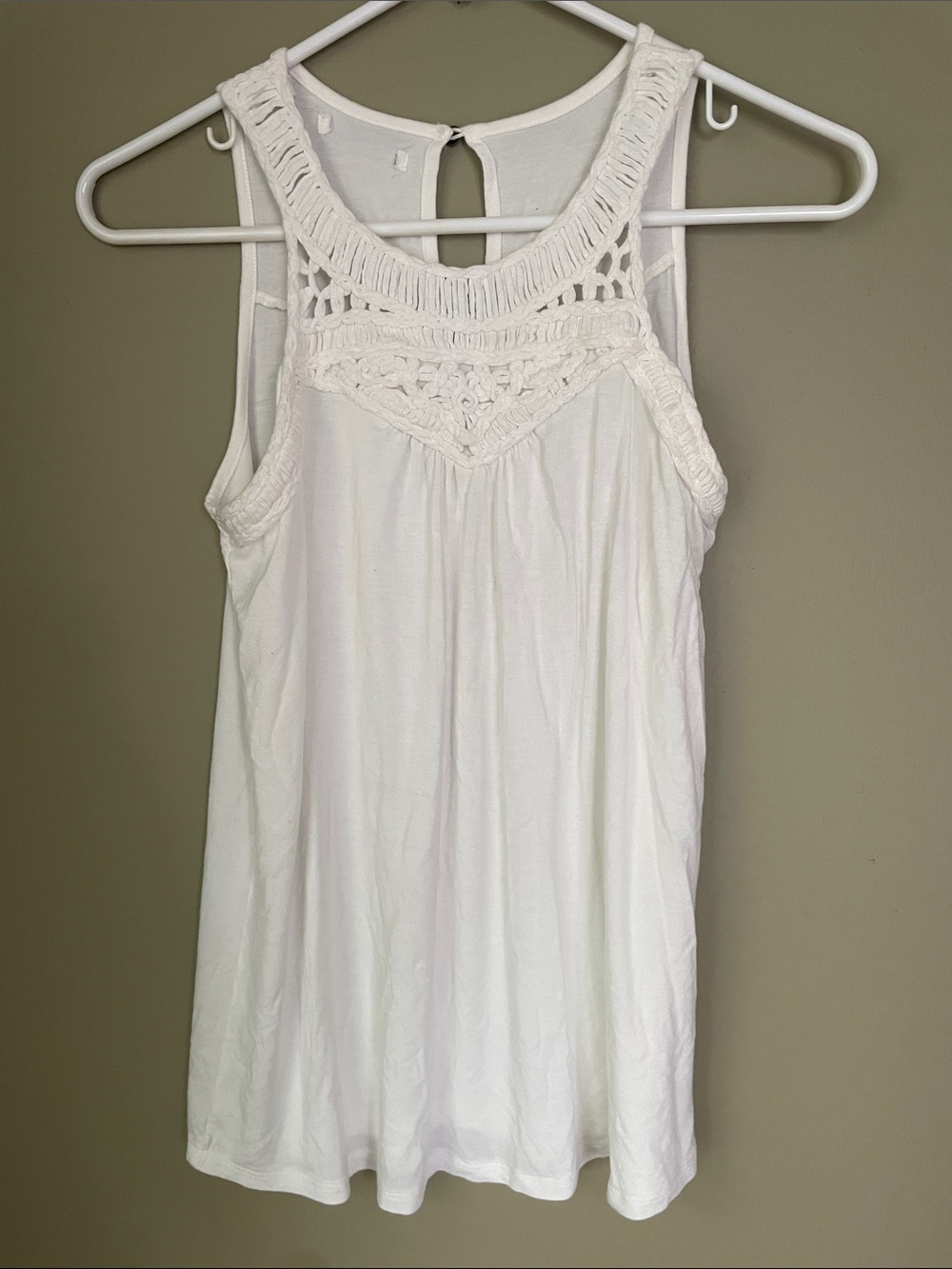 Crochet Yoke Sleeveless Tank Top in White